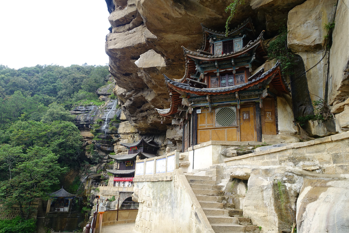 雲南劍川-石寶山寶相寺